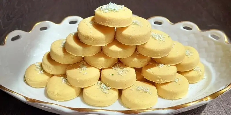 شیرینی اصفهان کرکی