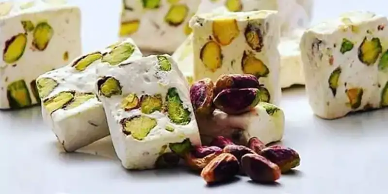 گز بادام عسلک