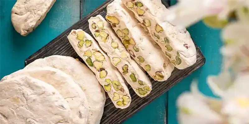 گز آردی بادام و پسته عسلک