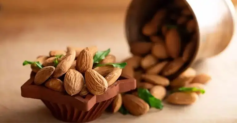 تاریخچه و فواید بادام در گز