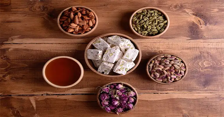 تفاوت گز سنتی و مدرن؛ راهنمای انتخاب بهترین گز برای شما