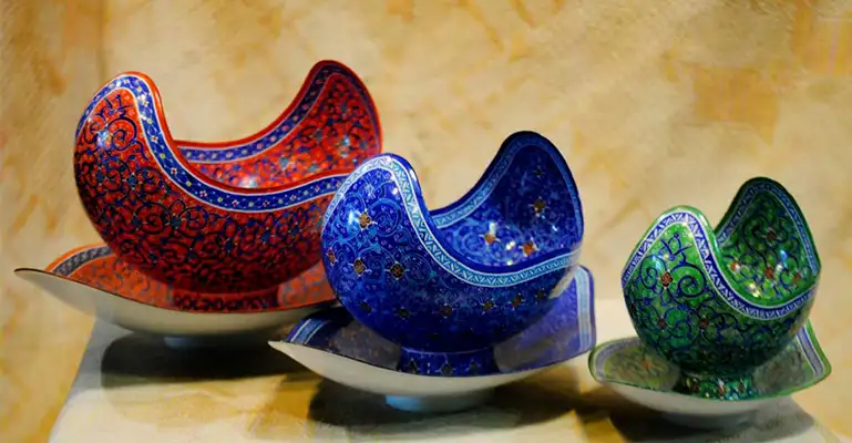 راهنمای خرید سوغاتی خوراکی در سفر به اصفهان